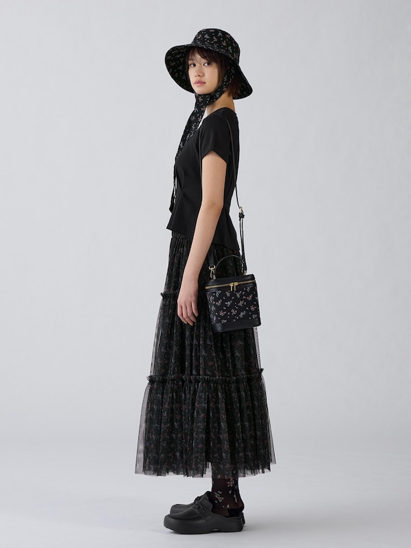 Vanity Bag | Flower | by rokh