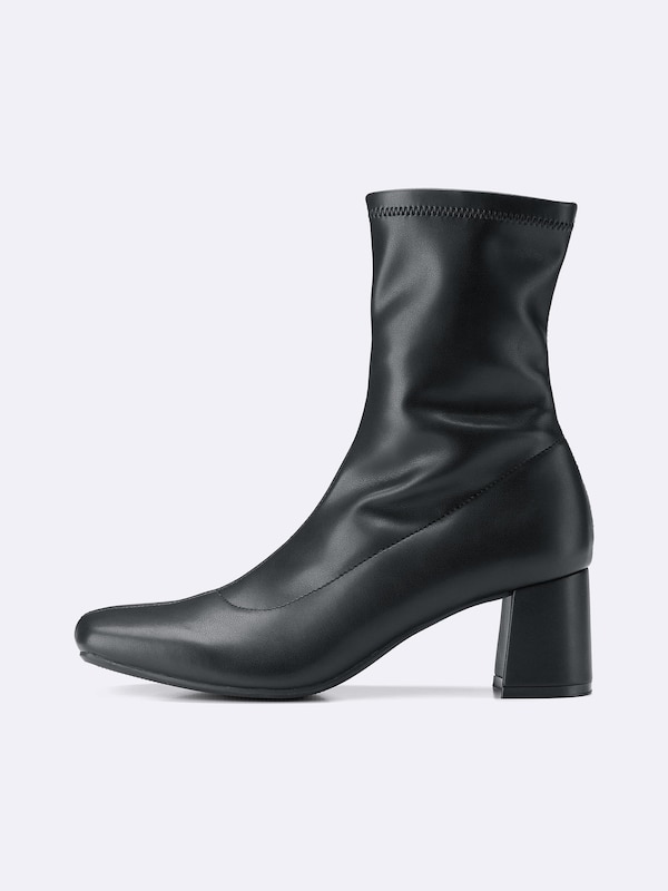Ultra Stretch Heel Boots