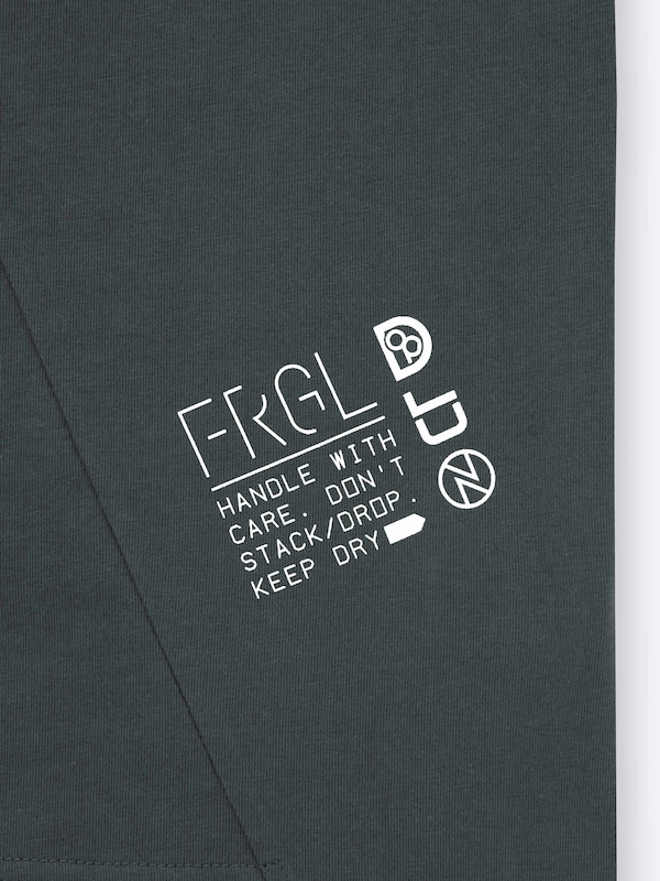 Graphic T-Shirt | Switch | DEATH STRANDING 2: ON THE BEACH