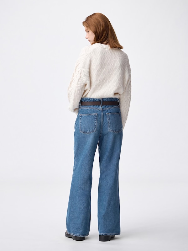 Relaxed Wide Flared Jeans
