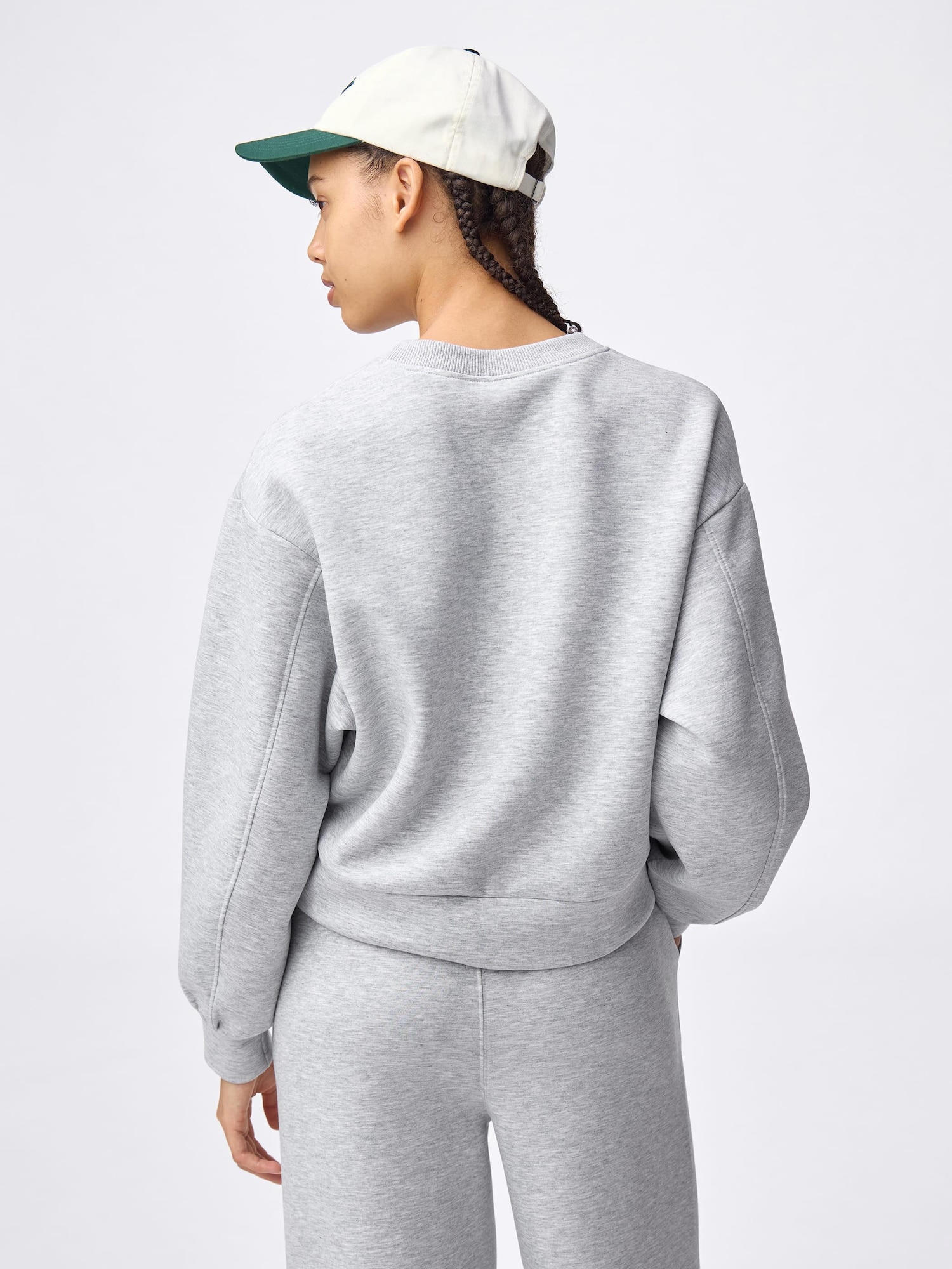 Puff Sweat Pullover | GU US
