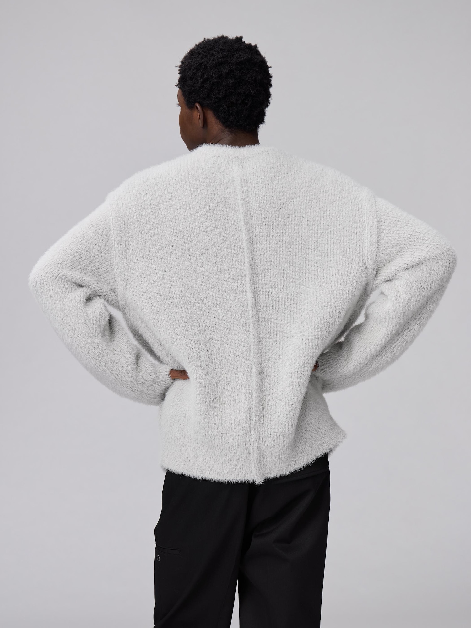 GU UNDERCOVER ケーブルニット　② Unisex Shaggy Crew Neck Sweater | UNDERCOVER | GU US