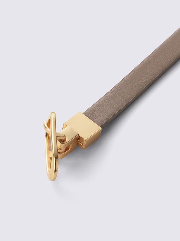 Oval Buckle Reversible Belt | MN