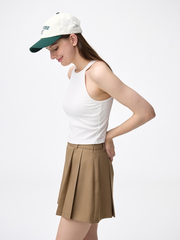 Bra-Feel Cropped Halter Neck Tank Top