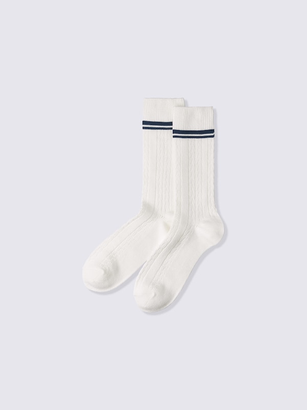 Warm Socks | Line2 | ST