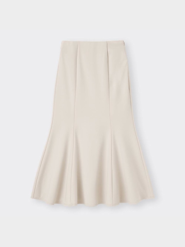 カットソーマーメイドロングスカート