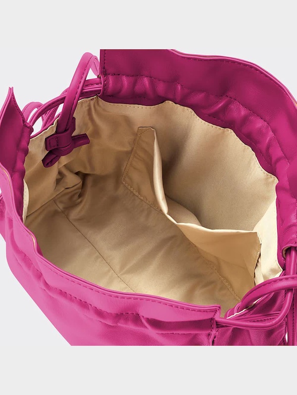 レザータッチドローストリングバッグ