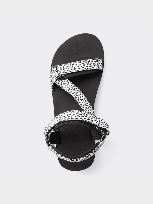 ソフトアーチスポーツサンダル