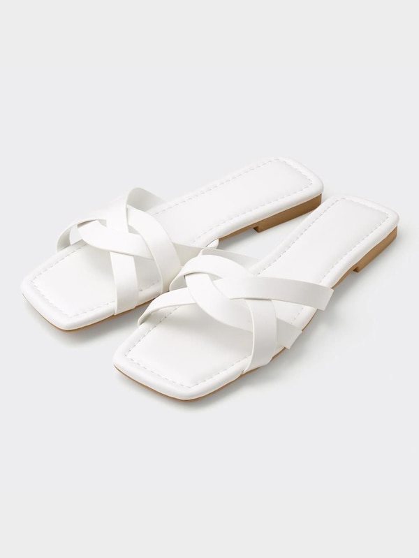 クロスベルトフラットサンダル+X