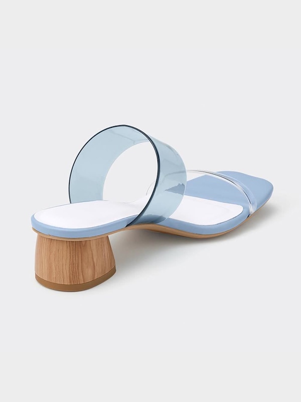 クリアサンダル