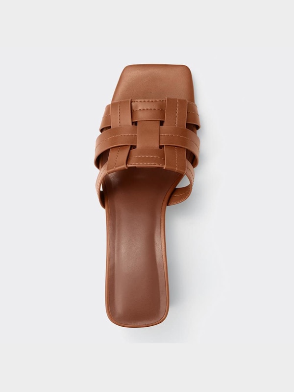 メッシュサンダル+X