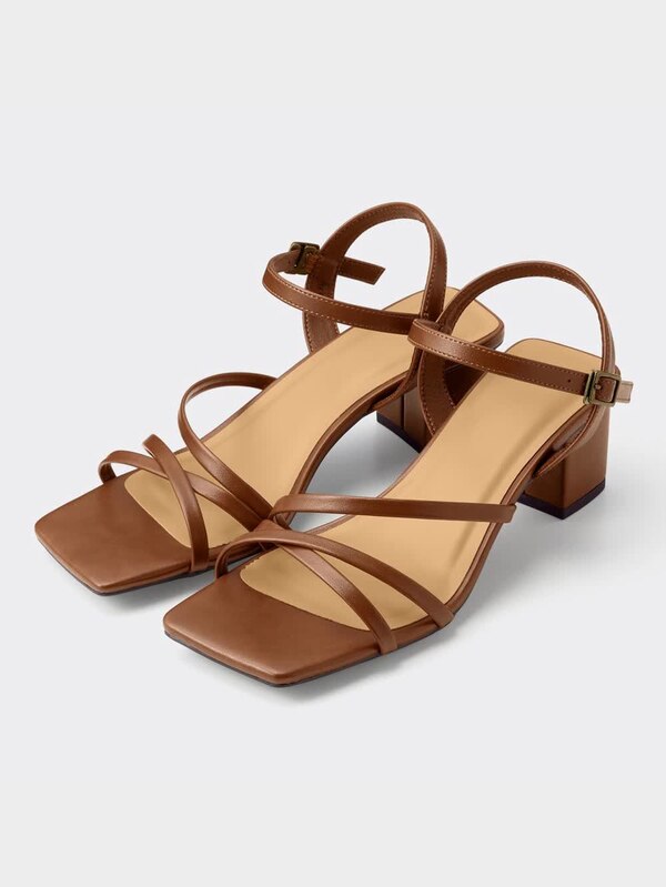 ナローストラップサンダル+E