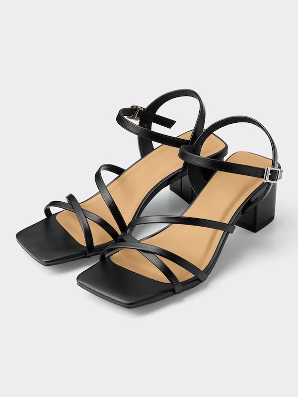 ナローストラップサンダル+E