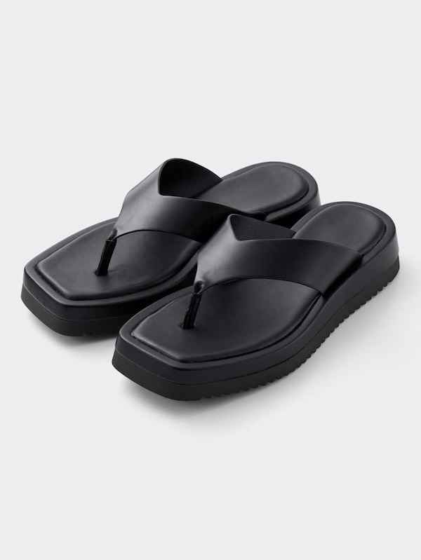 ボリュームソールトングサンダル