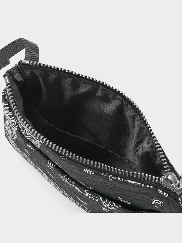 スクエアショルダーバッグ(バンダナ)+E