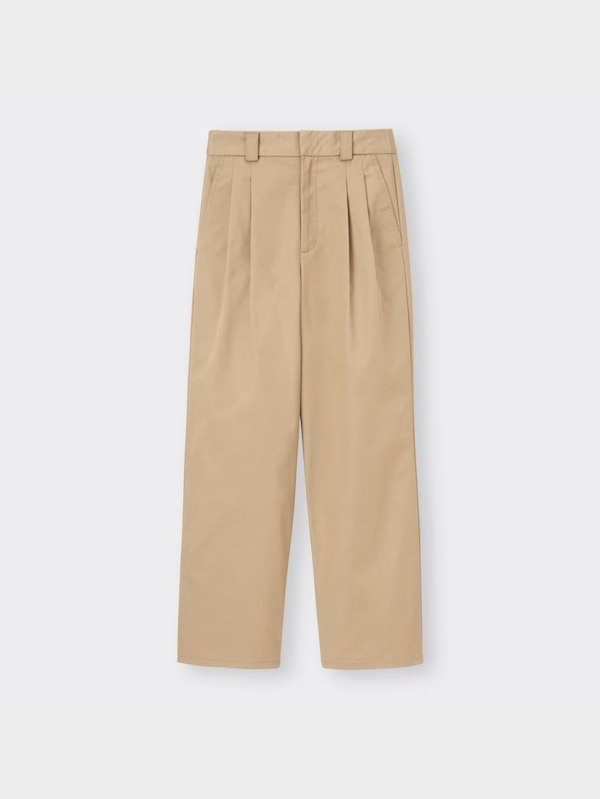 チノタックストレートパンツ