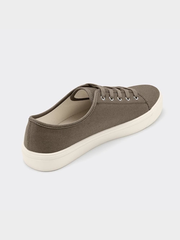 キャンバススニーカー