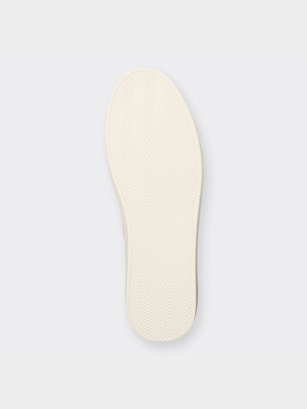 キャンバススニーカー