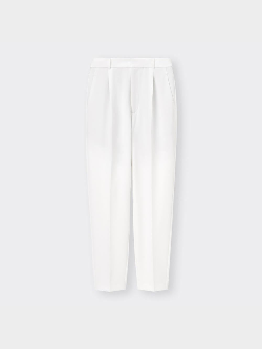 GU公式 | ストレッチテーパードパンツ(丈標準62.5～66.5cm)