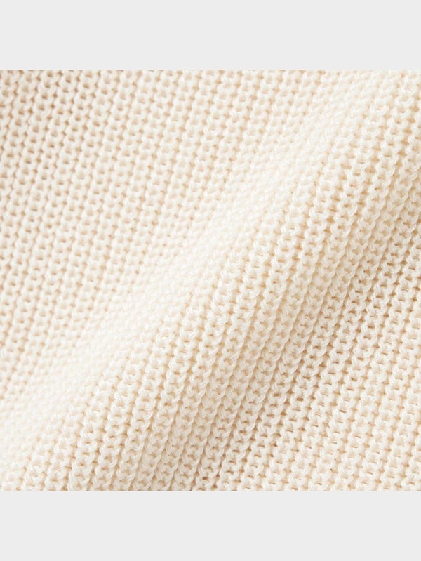 サイドスリットフレンチスリーブセーター