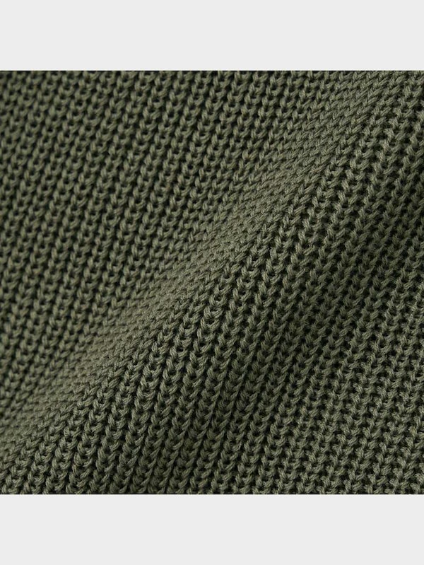 サイドスリットフレンチスリーブセーター