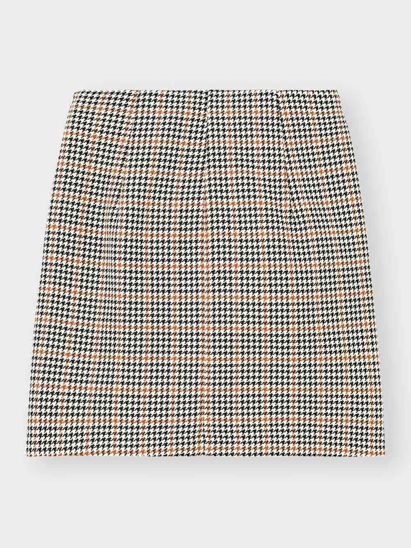 チェックミニスカート