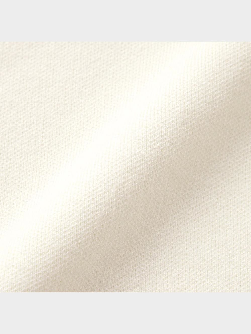 木下ページ GU公式 | ウォッシュドリブクルーネックセーター