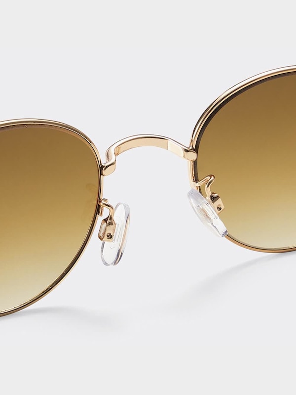 メタルフレームラウンドサングラス