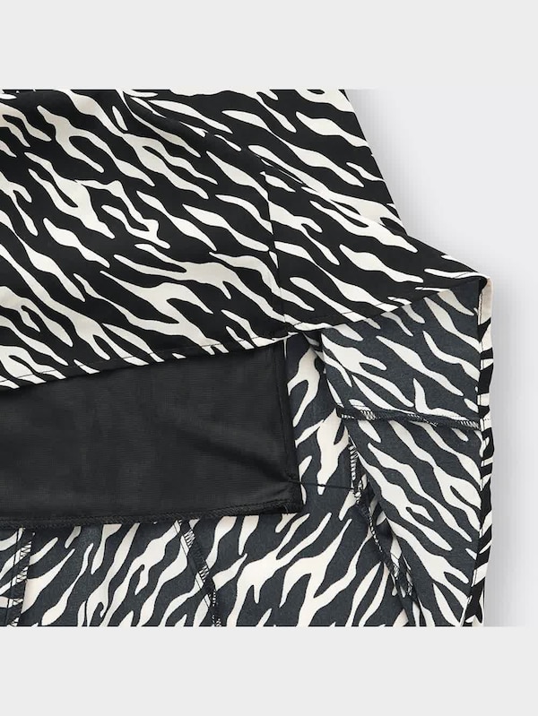 フレアロングスカート(ゼブラ)