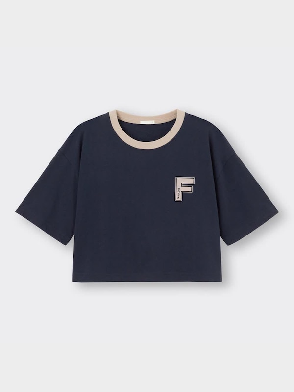 クロップドグラフィックT(5分袖)(ロゴ)