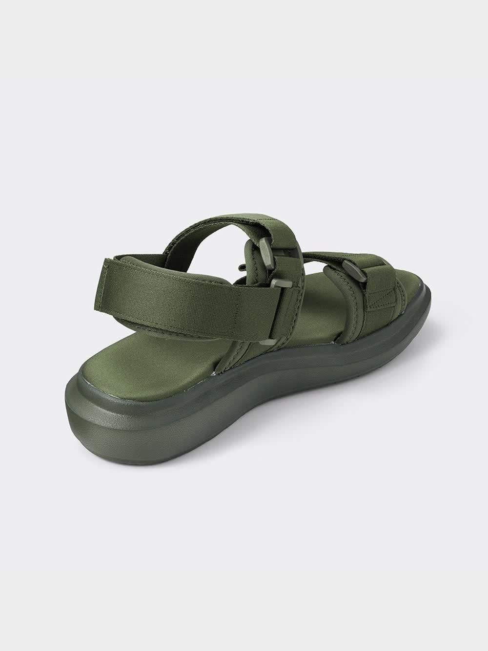 GU公式 | ボリュームソールテープサンダル