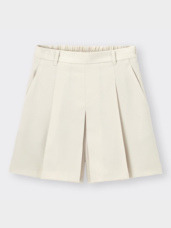タックショートパンツ