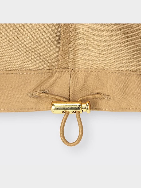 マウンテンパーカ