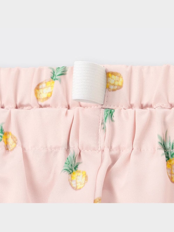 GIRLSサテンパジャマ(半袖&ショートパンツ)(パイナップル)+E