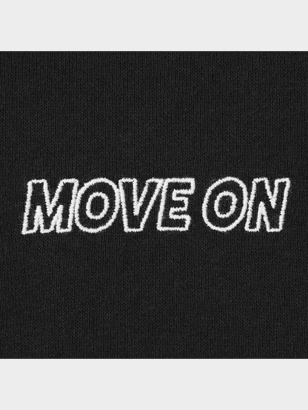 KIDS(男女兼用)グラフィックスウェットプルオーバー(長袖)(バックロゴ)