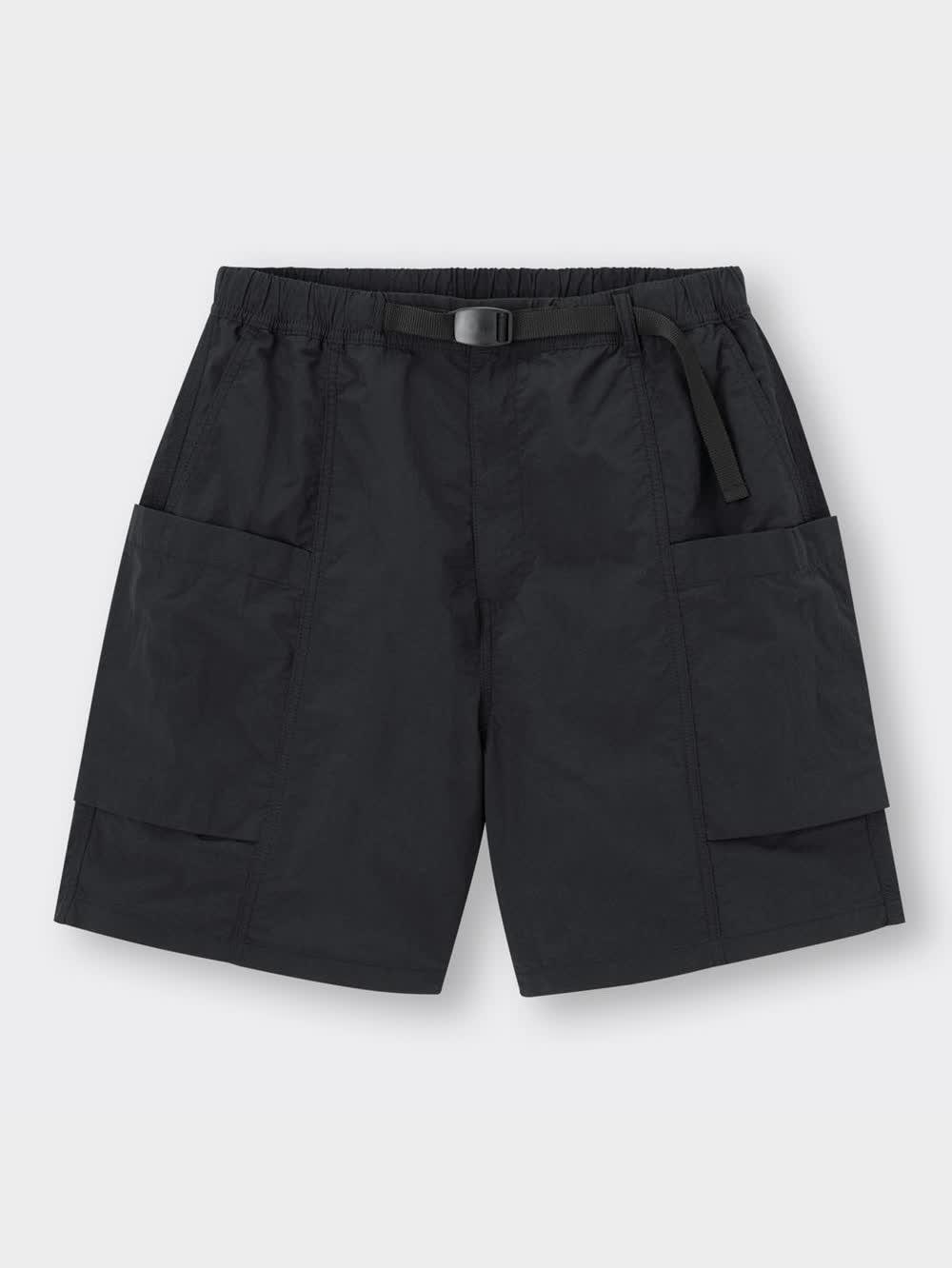 UNIQLOのパラシュートカーゴショーツ | StyleHint