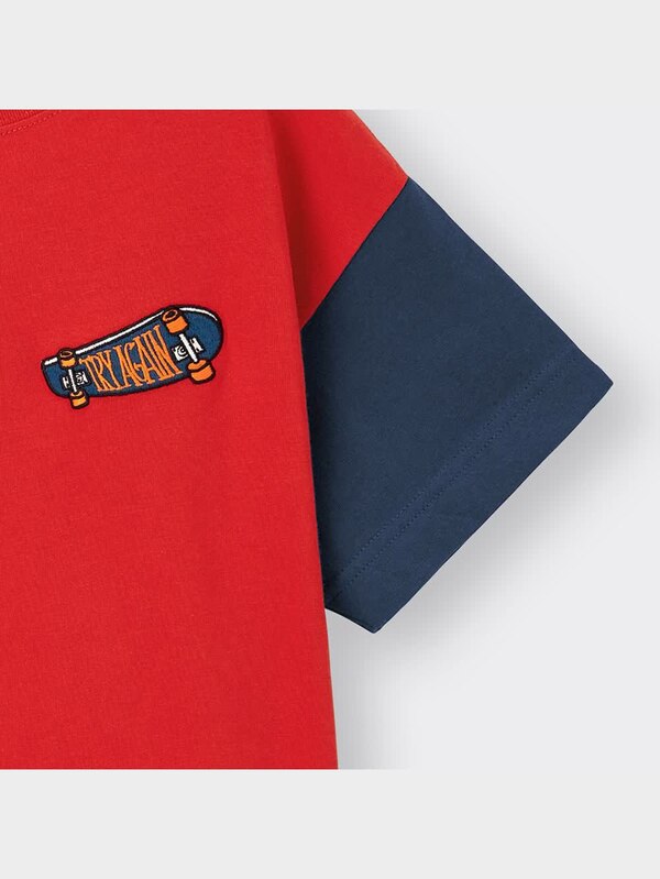 KIDS(男女兼用)グラフィックT(半袖)(スケートボード)