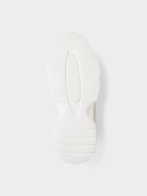 ボリュームソールスニーカー