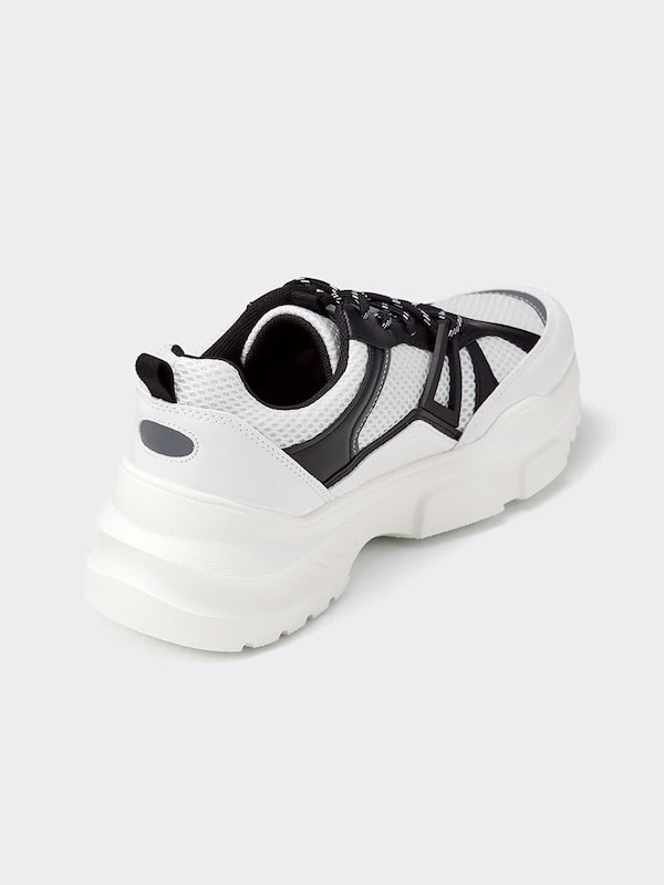 メッシュスニーカー+X