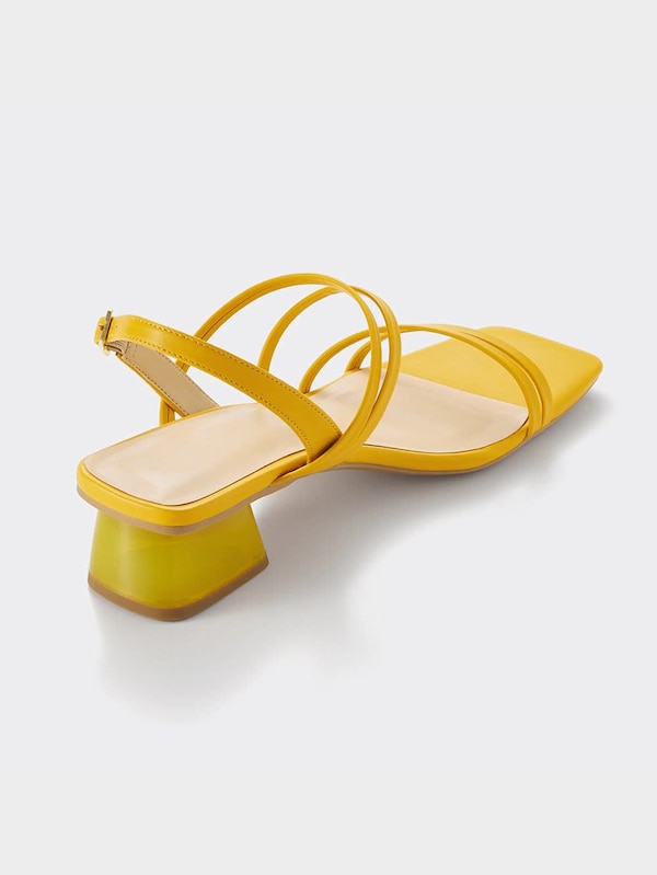 ナローストラップ�クリアヒールサンダル