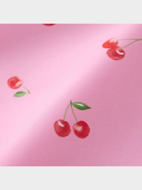 サテンパジャマ(半袖&ショートパンツ)(チェリー)