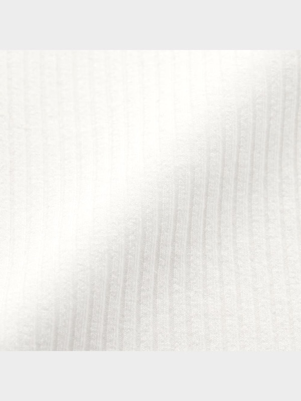 ナローストラップキャミソール