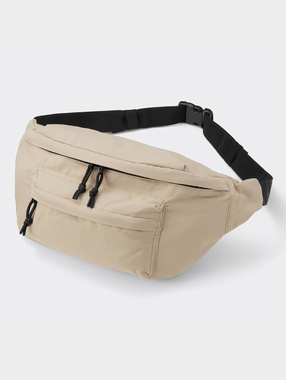 GU公式 | ボディバッグ