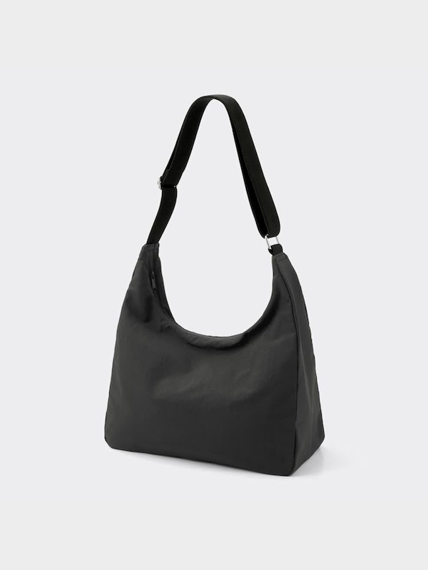 ラウンドショルダーバッグ