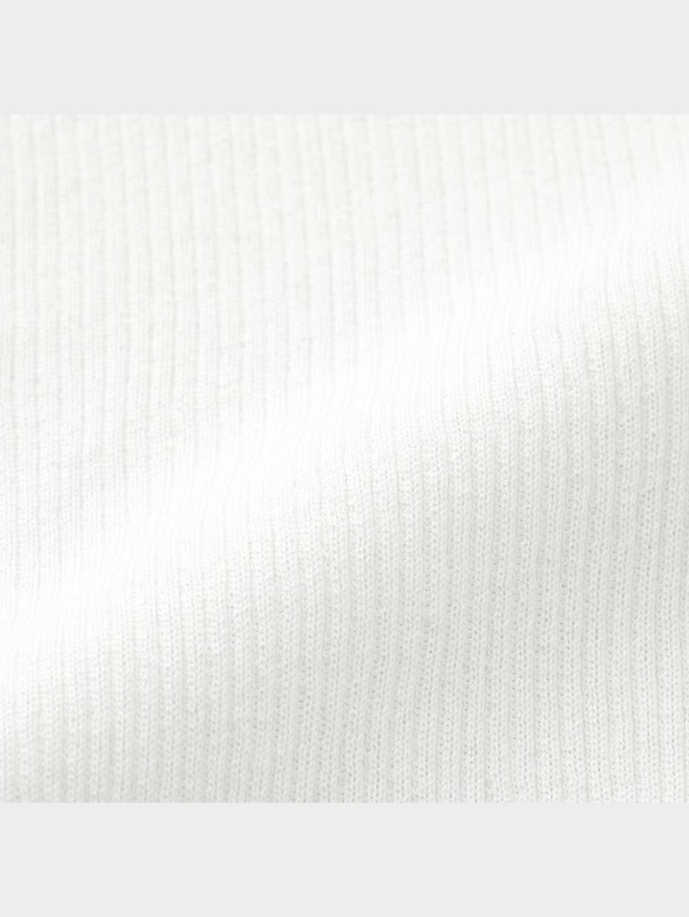 GU公式 | シアーリブセーター(5分袖)Q