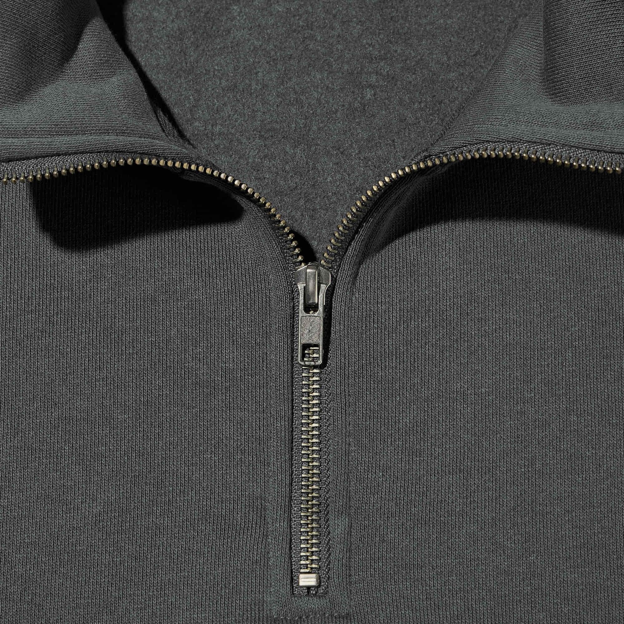 https://image.uniqlo.com/GU/ST3/jp/imagesgoods/348619/feature/jpgoods_348619_feature3.jpg