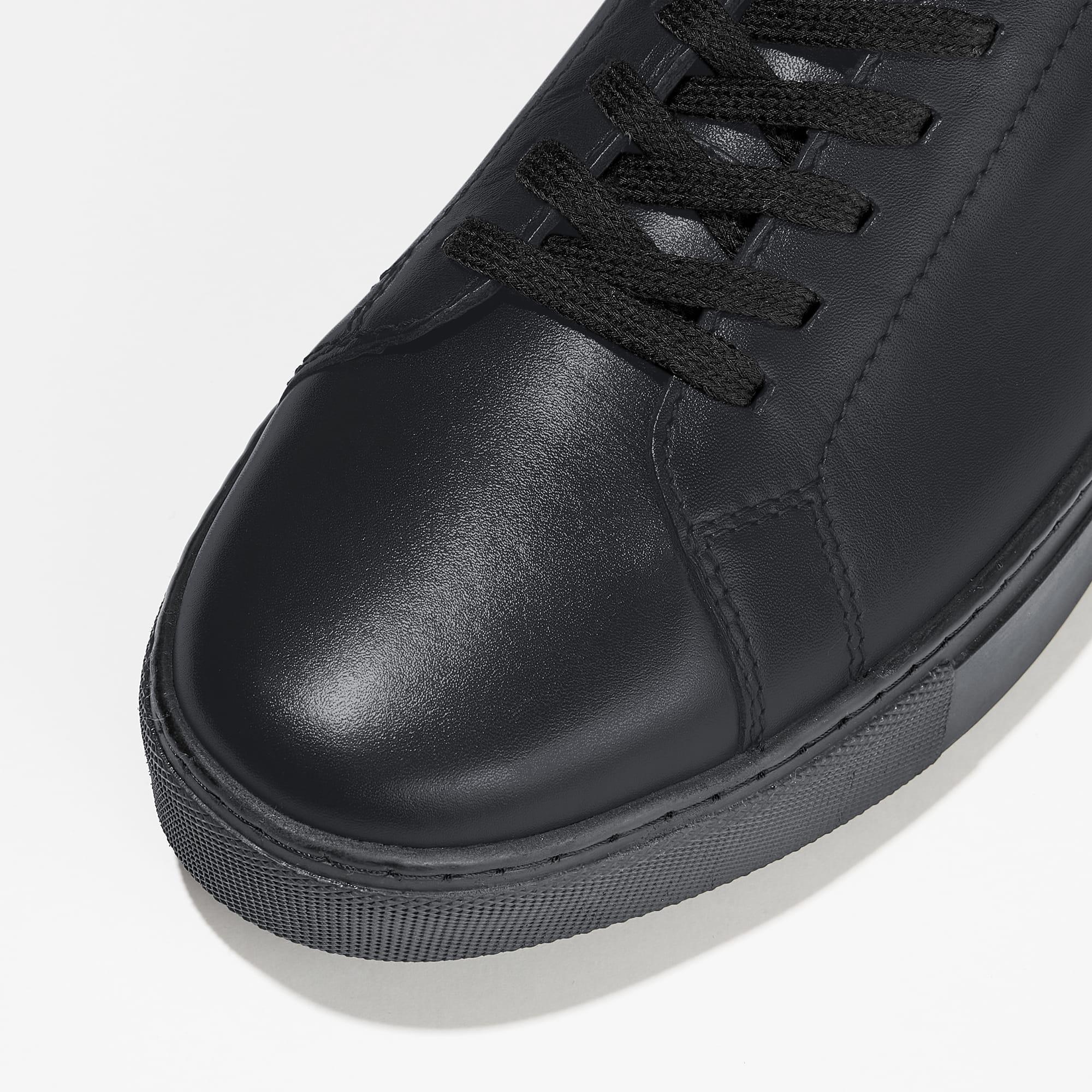 https://image.uniqlo.com/GU/ST3/jp/imagesgoods/349091/feature/jpgoods_349091_feature2.jpg