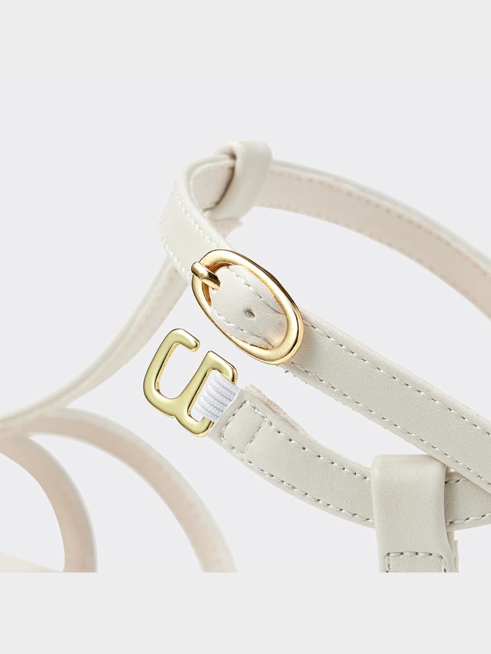 GU公式 | ポインテッドフラットサンダル