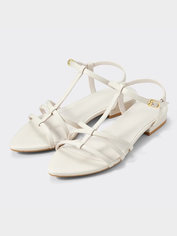 ポインテッドフラットサンダル