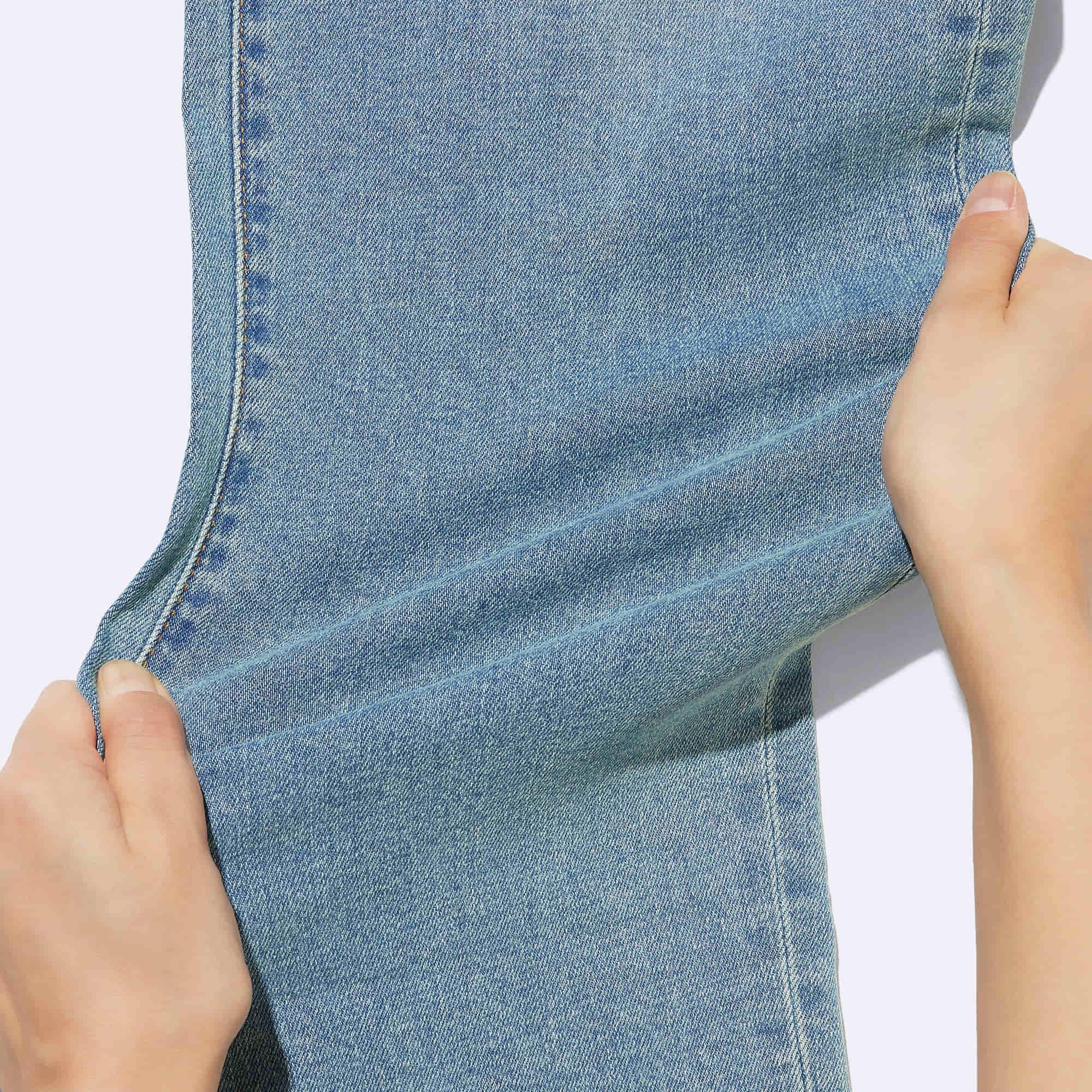 https://image.uniqlo.com/GU/ST3/jp/imagesgoods/351113/feature/jpgoods_351113_feature1.jpg